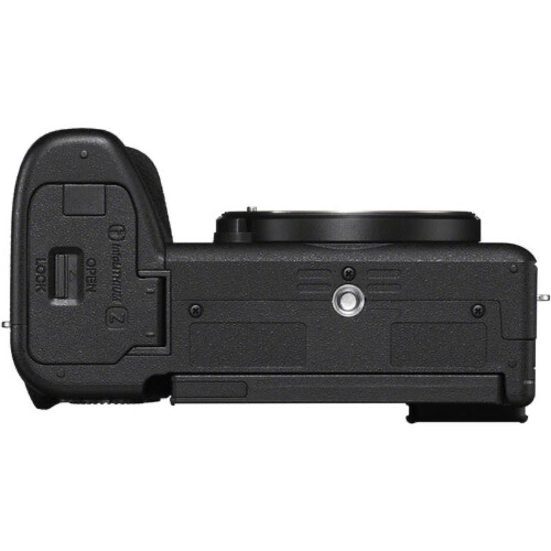 Sony a6700 Mirrorless Camera with 18-135mm Lens Sony a6700 Mirrorless Camera with 18-135mm Lens